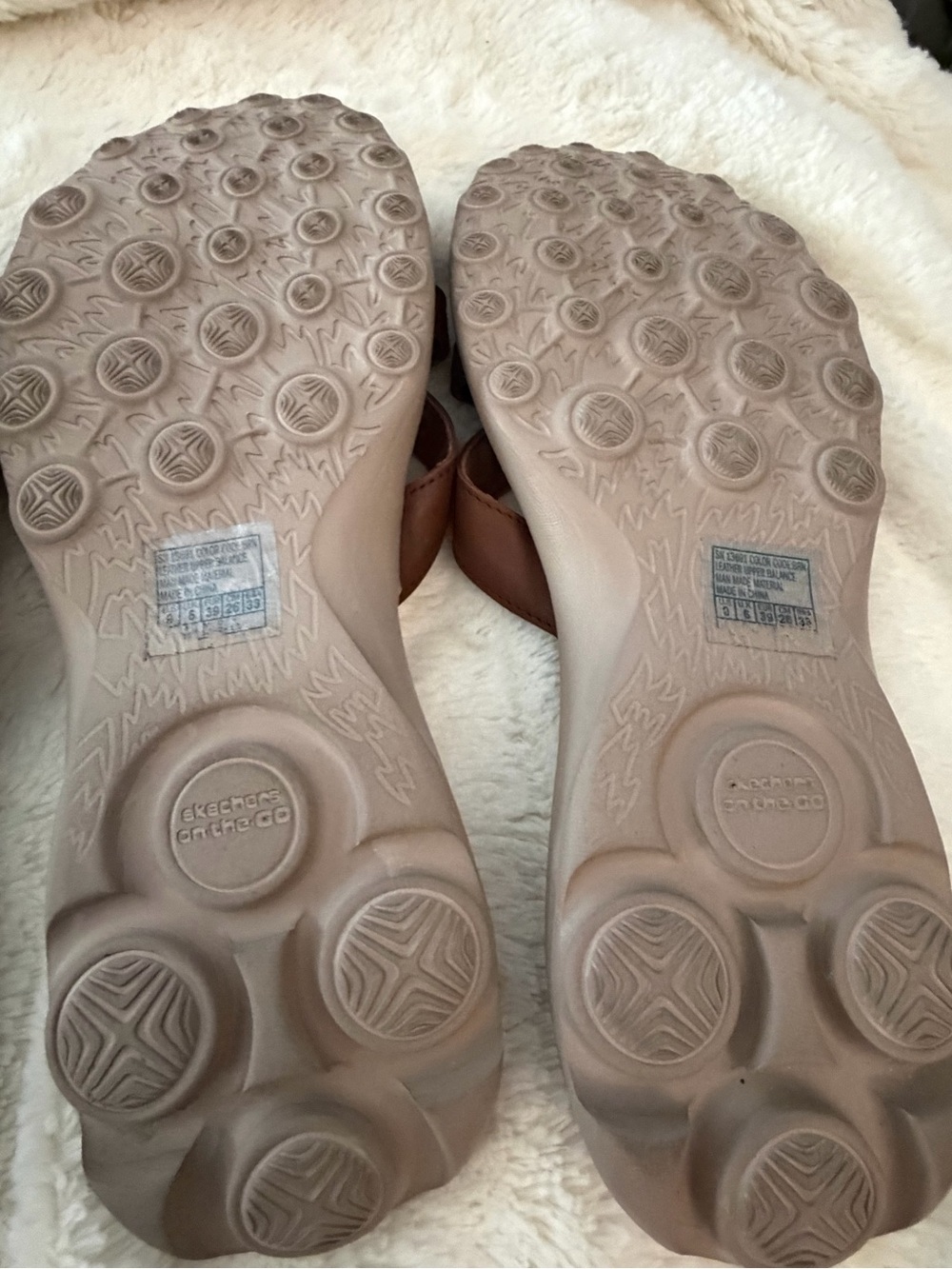 2 Pair Skechers On-The-Go Connect Performance Sandals Size 9 (black is NWT) - Picture 6 of 11